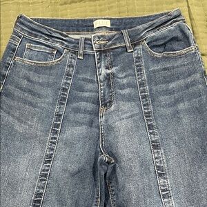 Women's High-Waisted Jeans